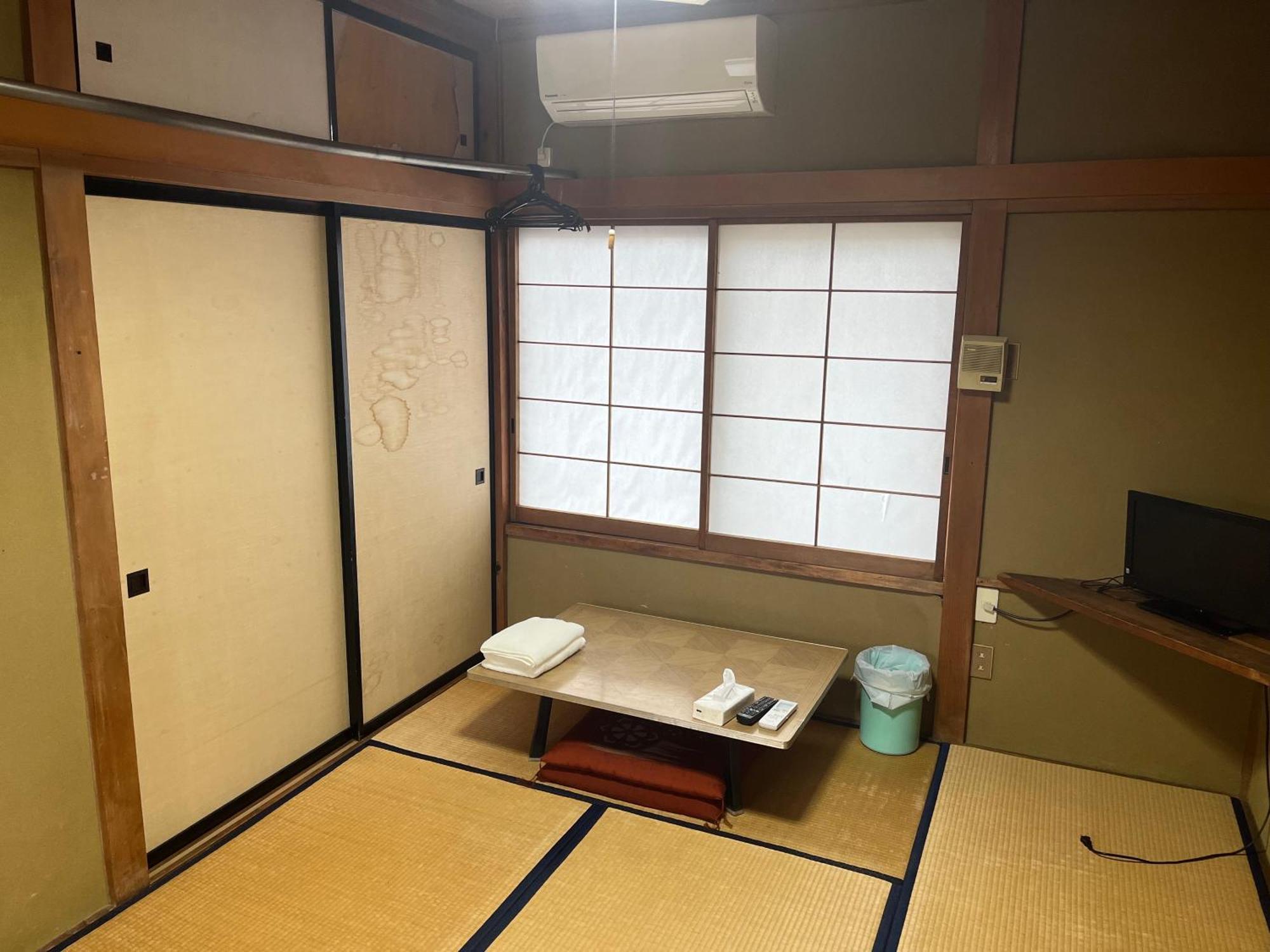 Gasthaus ふる里 Fujikawaguchiko Exterior foto