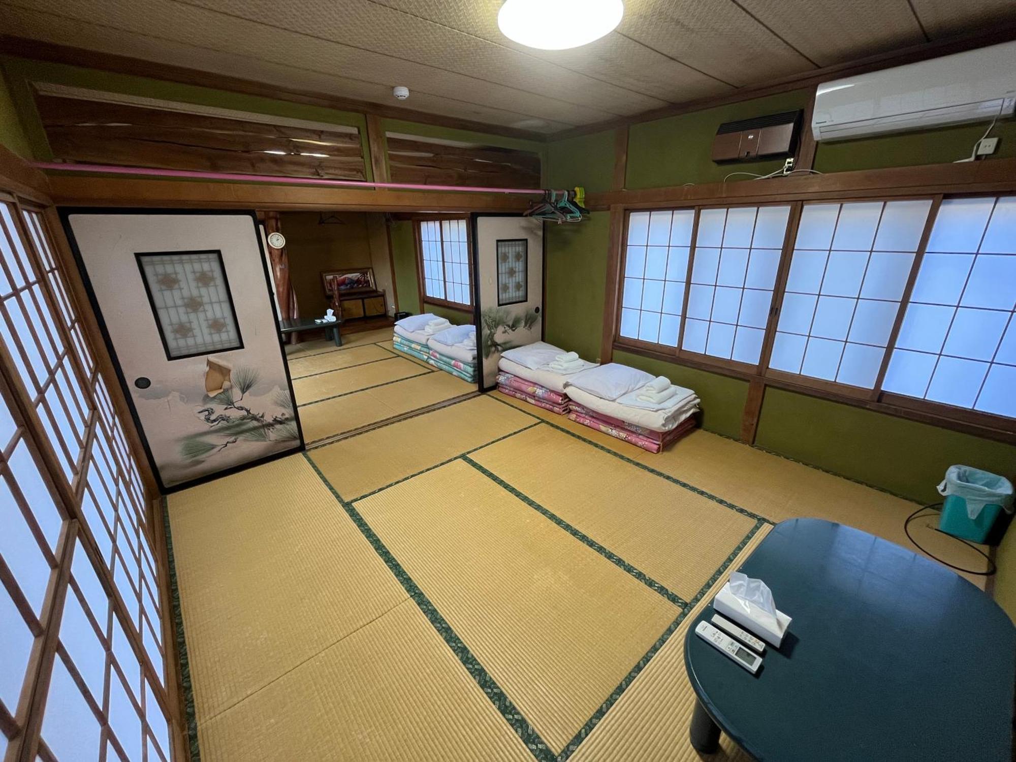Gasthaus ふる里 Fujikawaguchiko Exterior foto