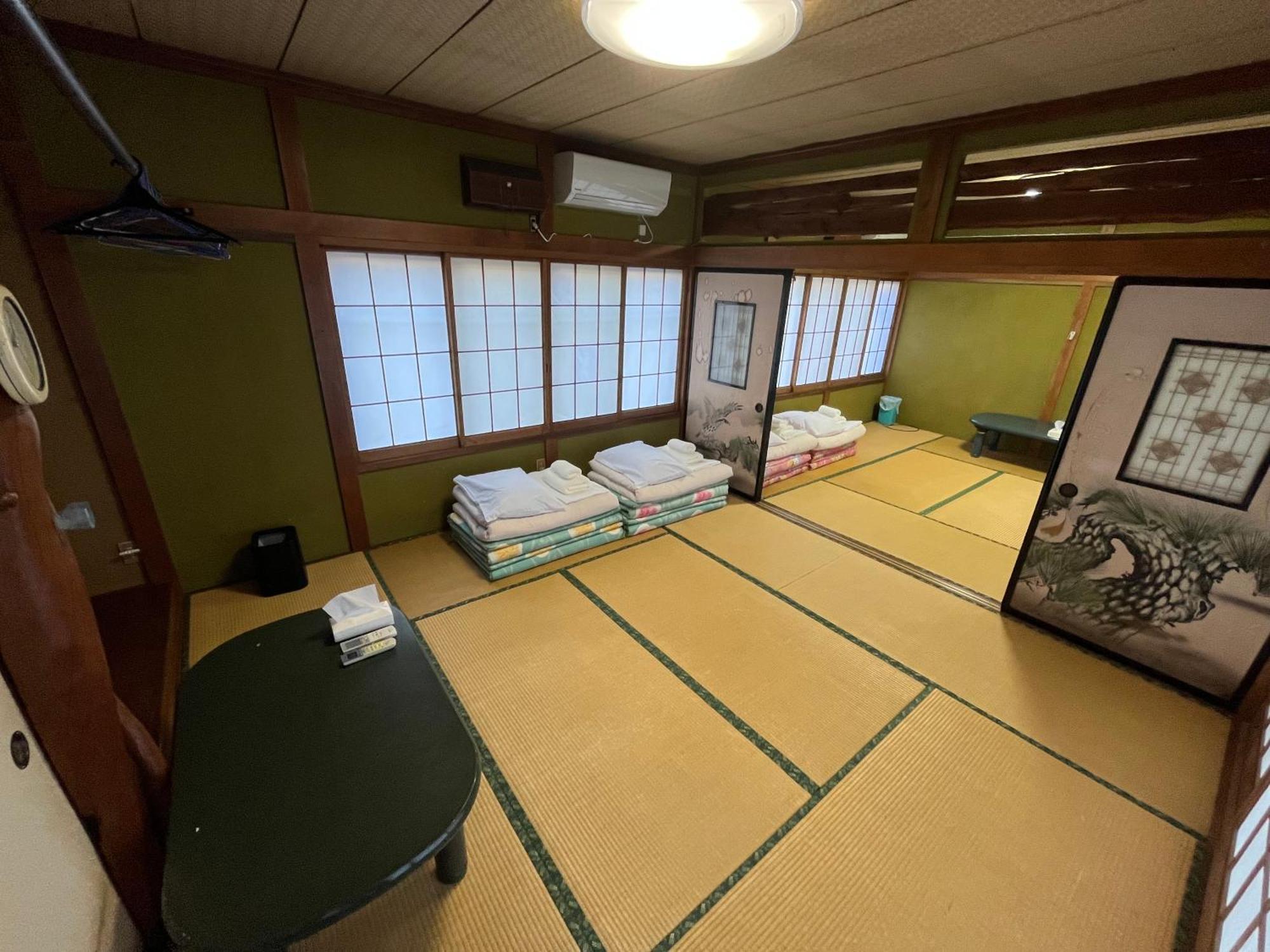 Gasthaus ふる里 Fujikawaguchiko Exterior foto